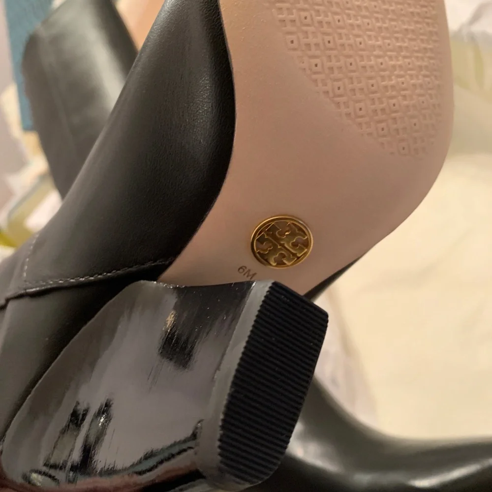 SOLD⛔️TORY BURCH SOFT LEATHER Knee high 3.6" heel pointy gold tip toe boots - Picture 7 of 16